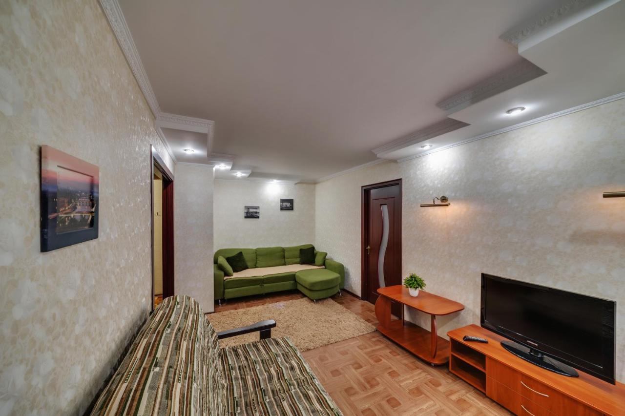 Apartment - Sobornyi Prospect 93 Zaporizhia Ngoại thất bức ảnh