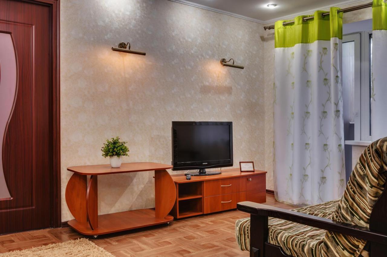 Apartment - Sobornyi Prospect 93 Zaporizhia Ngoại thất bức ảnh